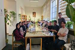 برگزاری نشست نقد و بررسی فیلم سینمایی «زندانیان» در کتابخانه دانشکده پزشکی