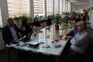 بازدید دکتر سورکی از کتابخانه، دفتر مجله و معاونت دانشجویی و فرهنگی دانشکده پزشکی