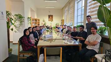برگزاری نشست نقد و بررسی فیلم سینمایی «زندانیان» در کتابخانه دانشکده پزشکی