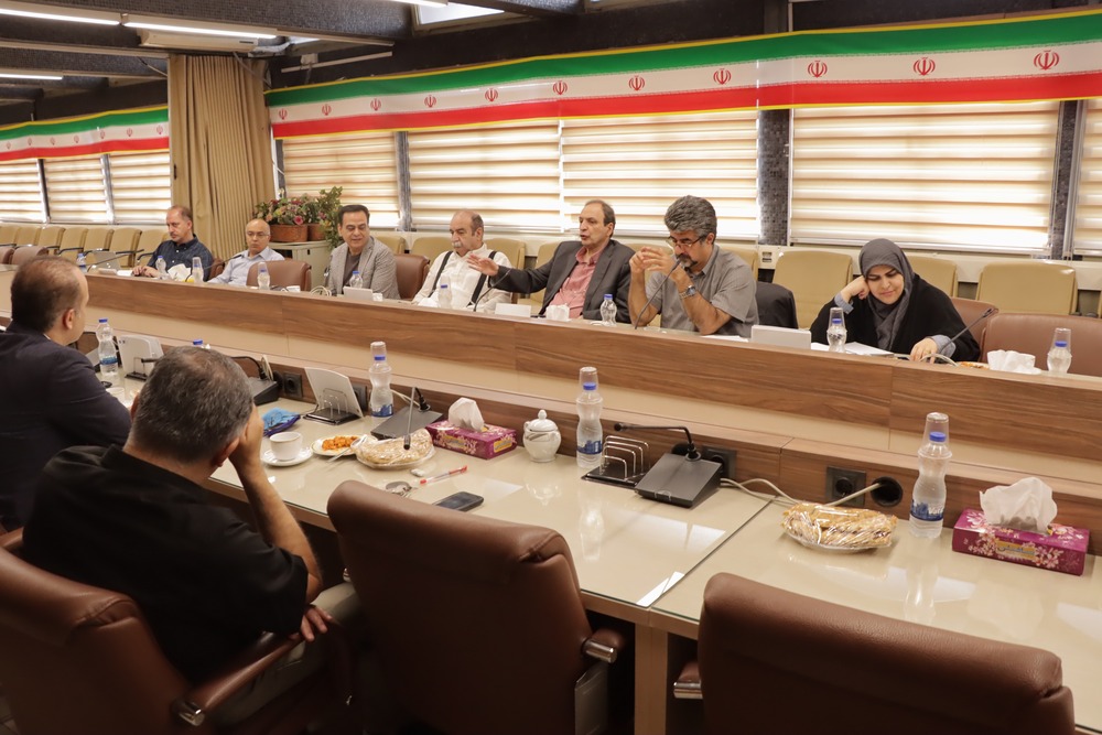برگزاری جلسه هیئت رئیسه دانشکده پزشکی دانشگاه علوم پزشکی تهران با محوریت مسائل آموزشی 