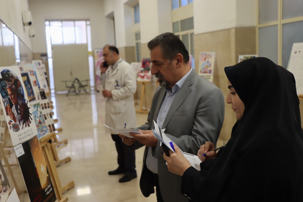دانشکده پزشکی میزبان دومین جشنواره هنری دانشجویی در زمینه مقاومت میکروبی و مدیریت مصرف آنتی‌بیوتیک‌ها