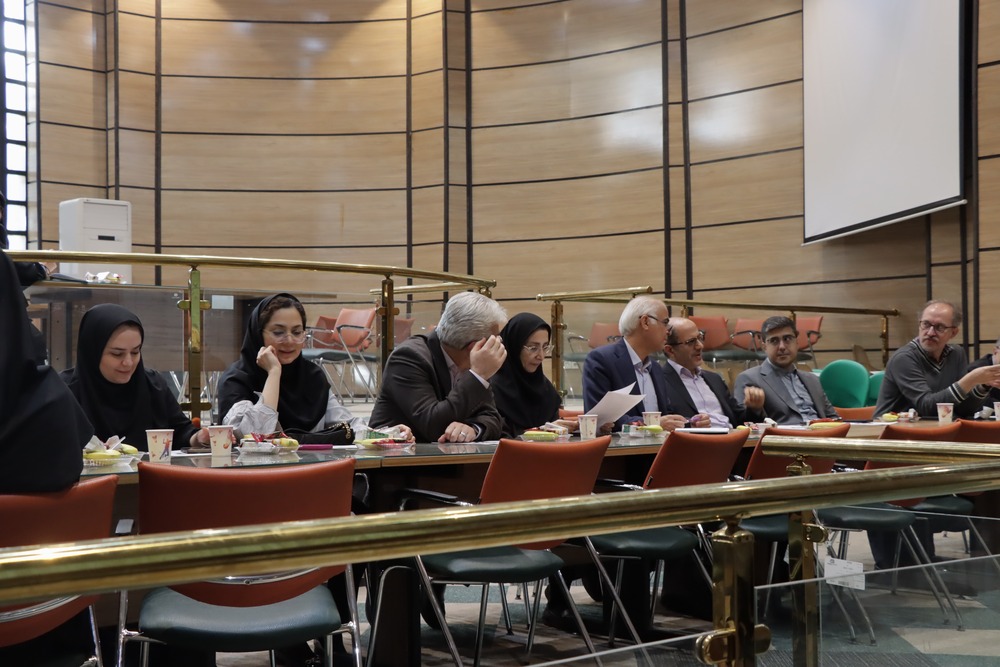   از تقویت پژوهش در بیمارستان های دانشگاه تا افزایش ارتباط مرکز پژوهش های علمی دانشجویی با بیمارستان ها