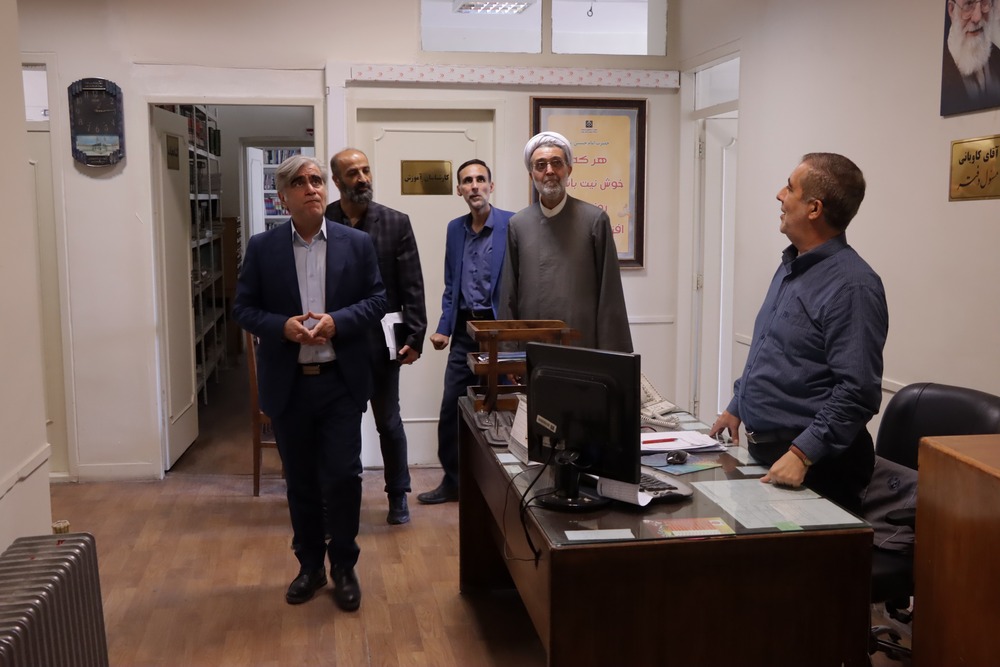  بازدید دکتر سورکی از گروه آموزش پزشکی و معارف دانشکده پزشکی